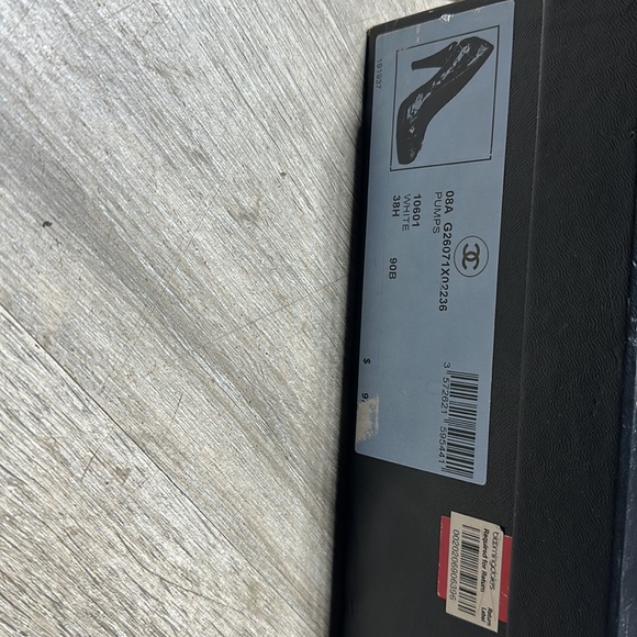 Chanel  Autumn Fall White Patent Glitter Crystal Comete Stars Pump EU 38.5 US 8 - Picture 8 of 8